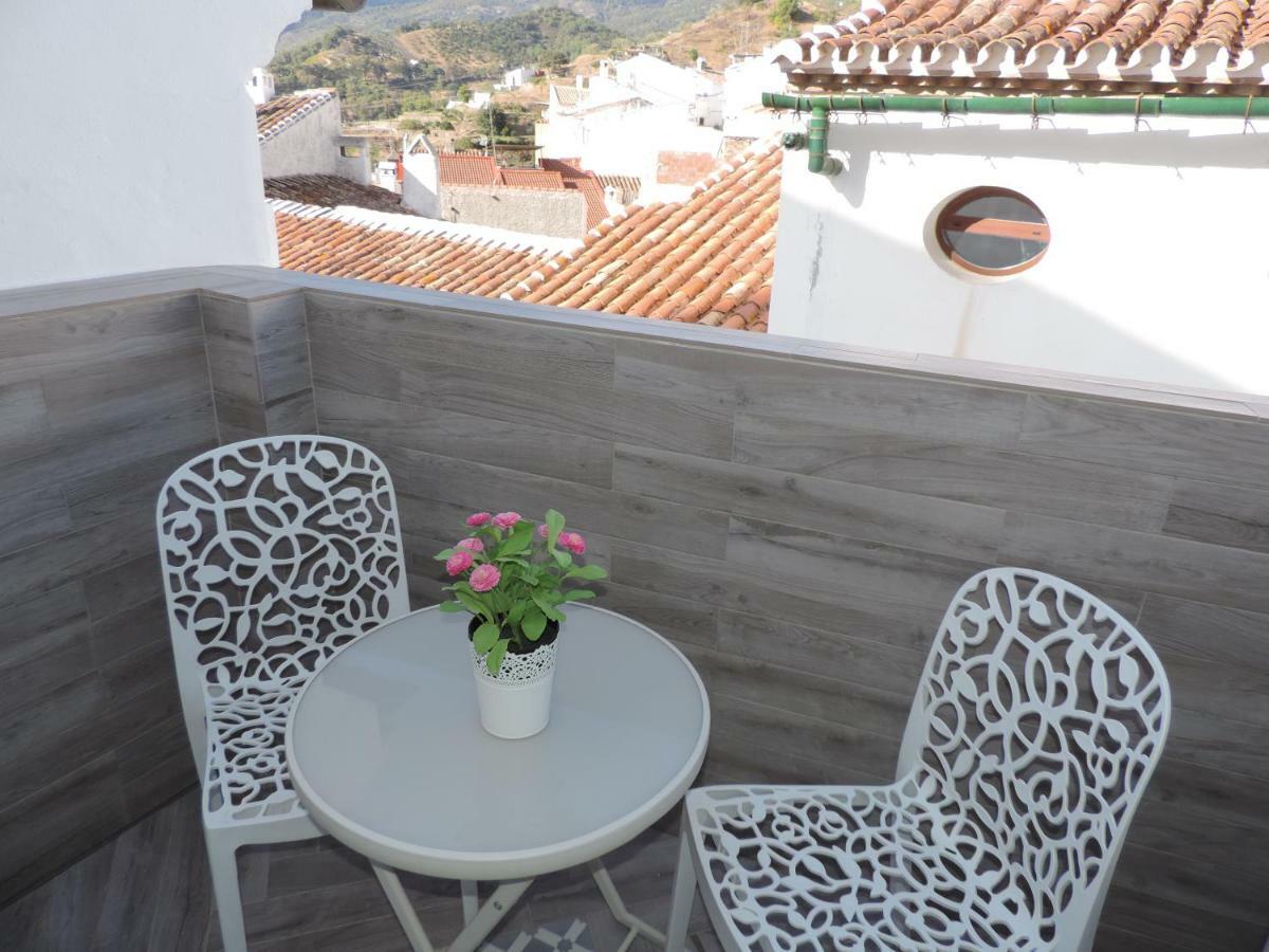 Casa Las Tres Conchas Yunquera Exteriör bild