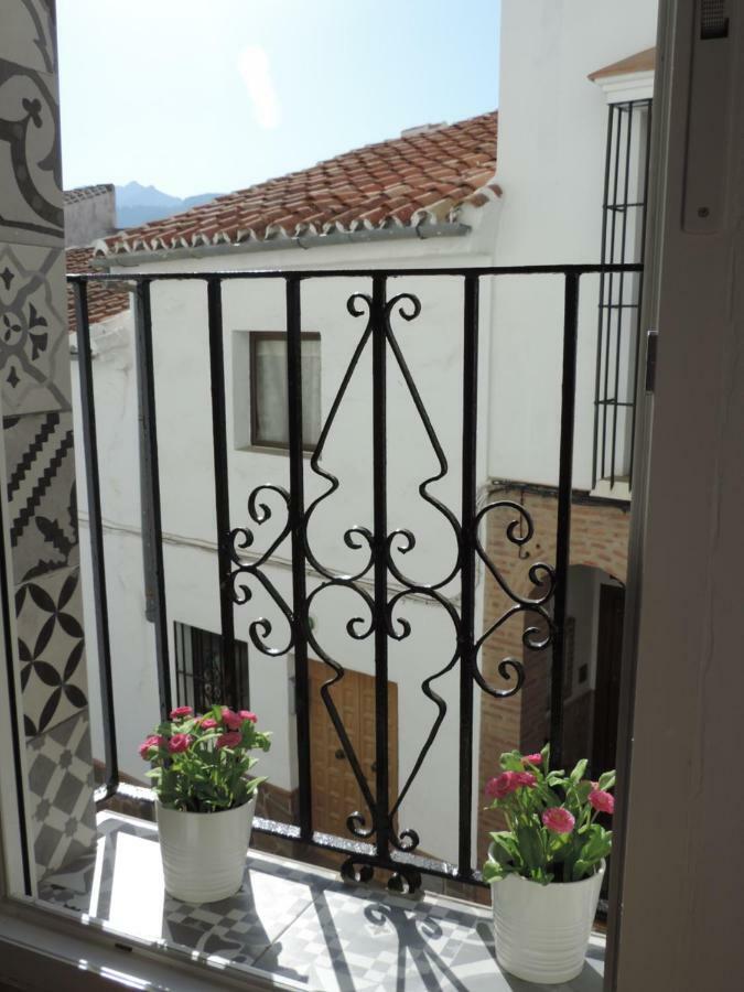 Casa Las Tres Conchas Yunquera Exteriör bild